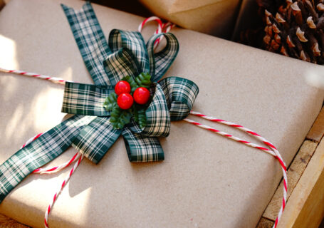 gift guide-gift-wrapped