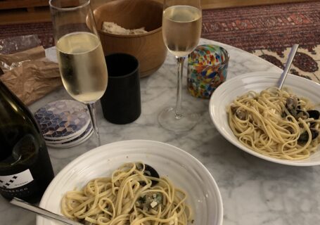 Weeknight Dinner: Linguine with Clams